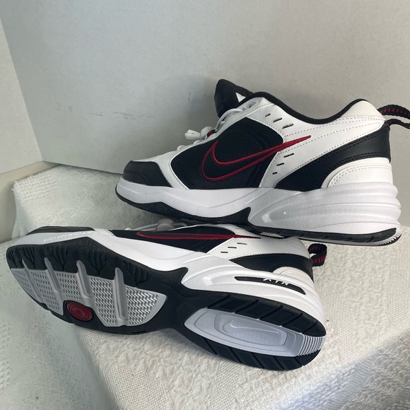 Nike Black & White Air Monarch ~ Size 11
Athletic ~ Training Shoes - Picture 7 of 14